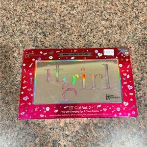 it cosmetics It Girl Vol. 2 Eye & Cheek Palette - Pink with Gold Mirror